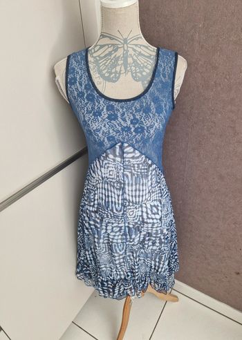 Robe Armand Thiery taille 36 excellent état, portée une fois