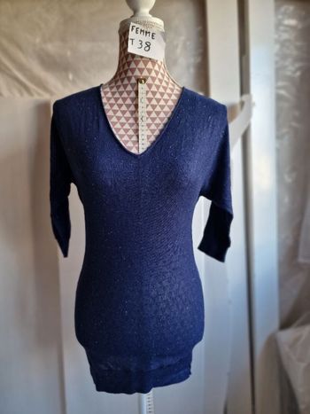 Pull fin, marine avec fil argenté, manches 3/4,dos et devant décolté, en viscose et fil métallique,