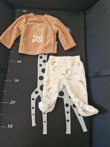 Ensemble winnie l'ourson 1 mois