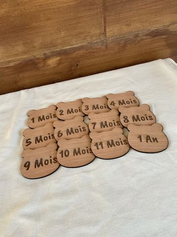 Carte étape bébé en bois