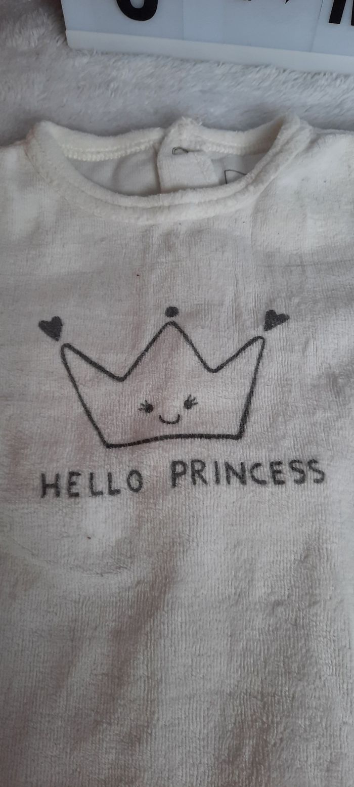 Pyjama couronne - photo numéro 3