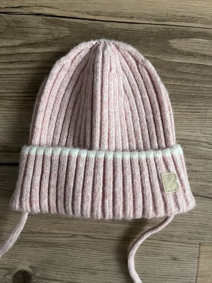 Bonnet - photo numéro 2