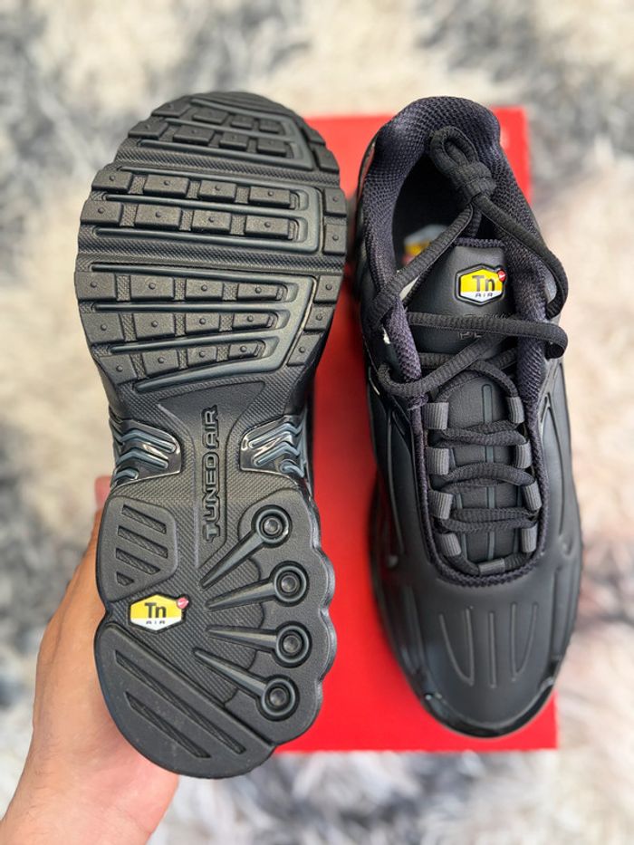 Nike Air Max Plus III Black/Grey – T39 – Neuve & Authentique - photo numéro 3