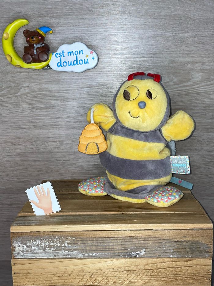 KAL335 doudou abeille 🐝 kaloo