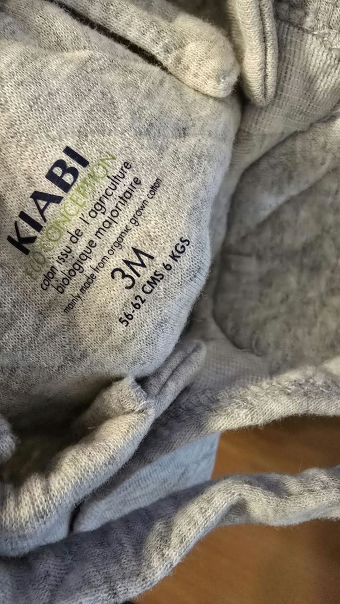 (NEUFS non portés) 🏷🏷SUPERBE ensemble sweat zippé et chaud et salopette matelassée 3mois Garçon 💙🥰 - photo numéro 8