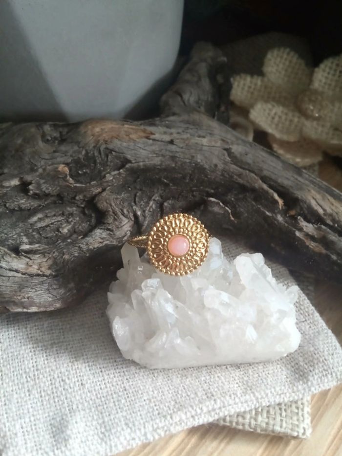 Bague acier et pierre de quartz rose