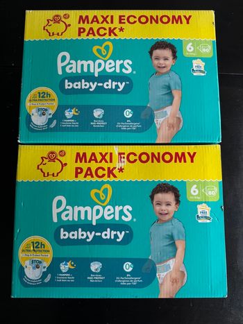 160 couches pampers taille 6