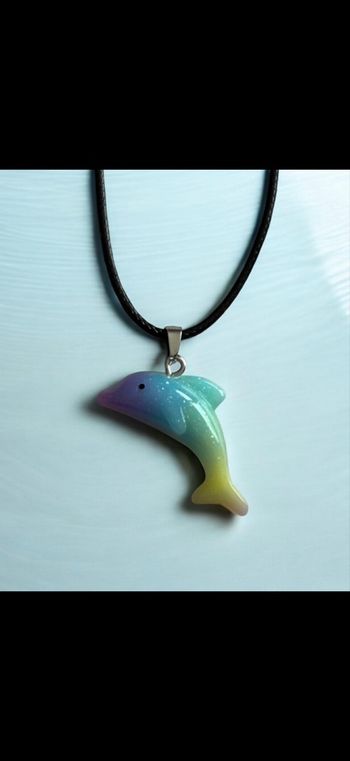 Collier avec pendentif dauphin