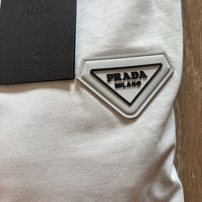 Short T-shirt gris - photo numéro 3