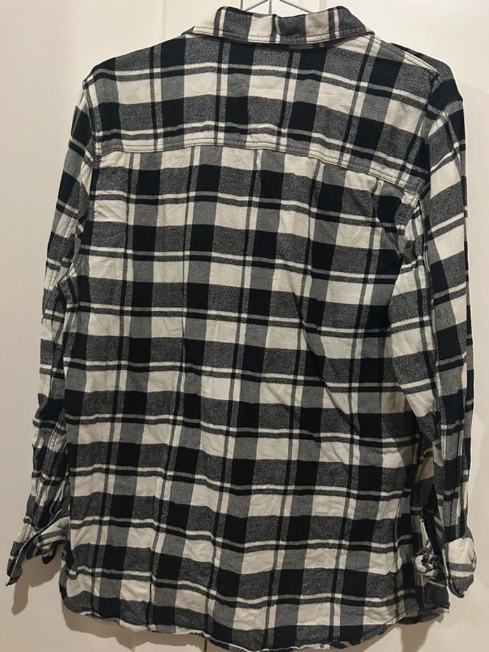 563 - chemise épaisse à carreaux noirs et blancs - photo numéro 5