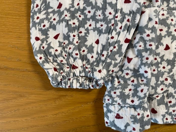 Mango Blouse fleurie turquoise/bordeaux Taille 18/24 mois - photo numéro 3