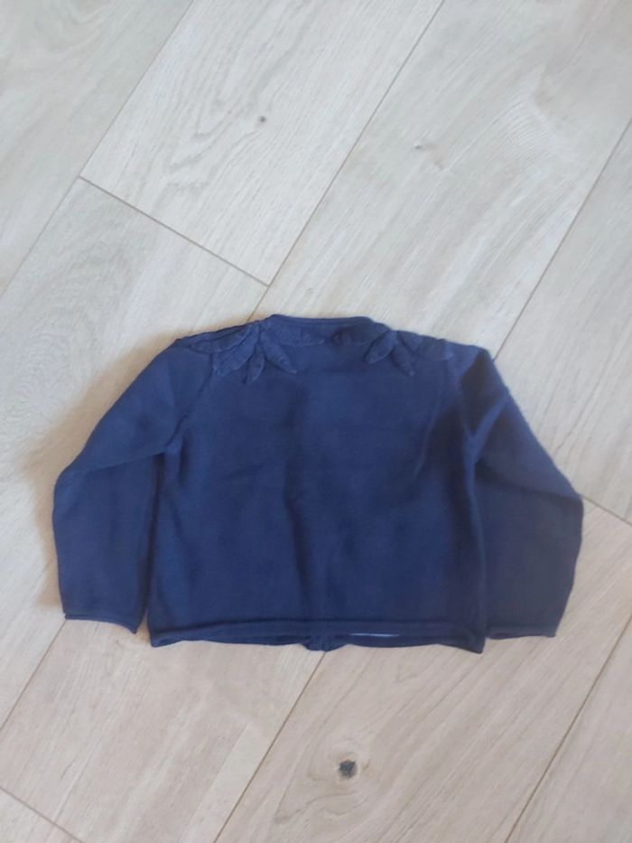 Gilet fille Catimini 18 mois comme neuf (78) - photo numéro 3