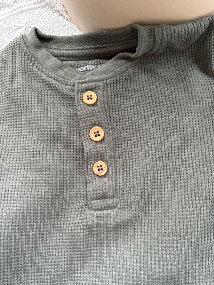 Ensemble vertbaudet (pantalon, tee shirt, short) taille 3 mois, bébé garçon . Neuf sans étiquette - photo numéro 4