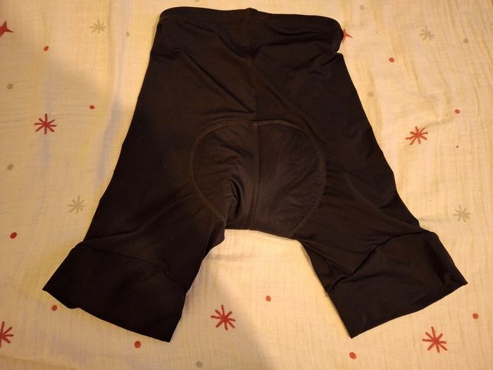 Short de cycliste - photo numéro 2