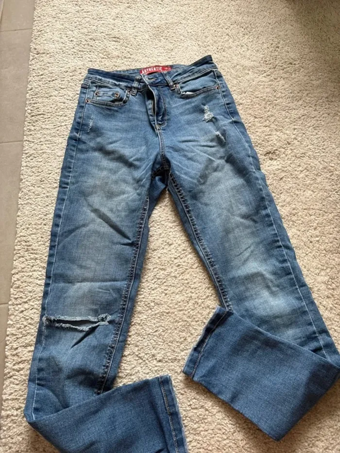 jean skinny à trou jennyfer taille 34 - photo numéro 6