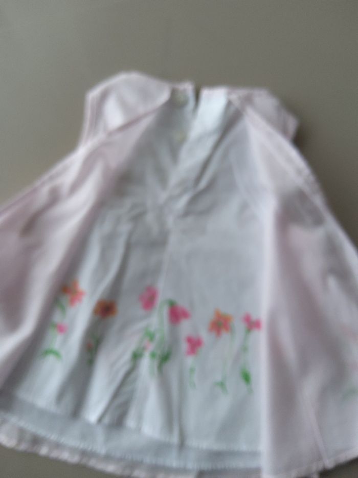 Lot 2  robes BB      rose pâle   taille   1  mois - photo numéro 6