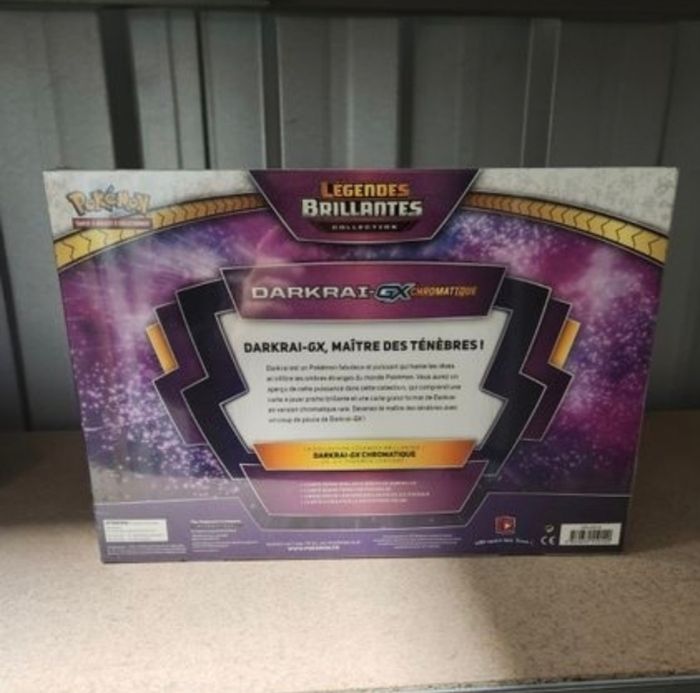Pokémon Coffret Darkrai GX Chromatique Légendes Brillantes - photo numéro 2