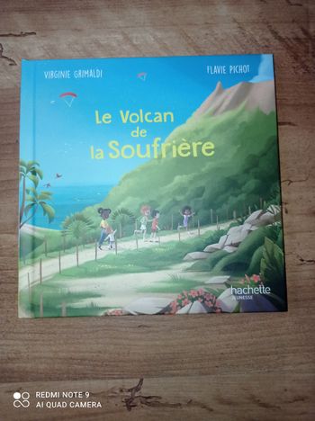 Livre album enfant Mac Do, Le volcan de la Soufrière, Hachette Jeunesse