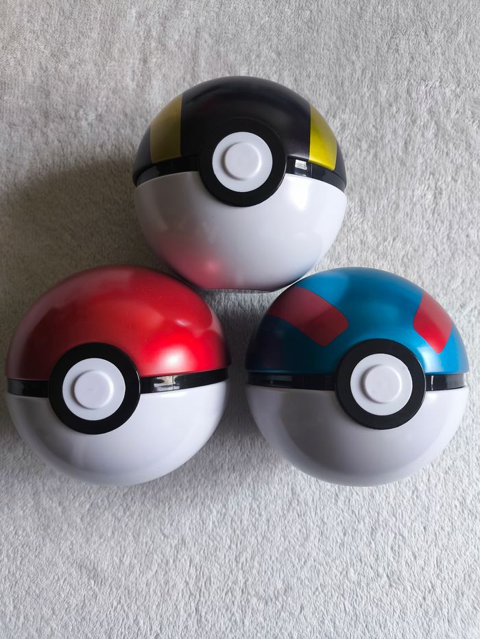 Lot de Poké Ball vide-Idéal pour les fans et
collectionneurs Pokémon! - photo numéro 2