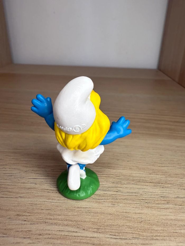 Schtroumpfette danseuse schleich - photo numéro 2