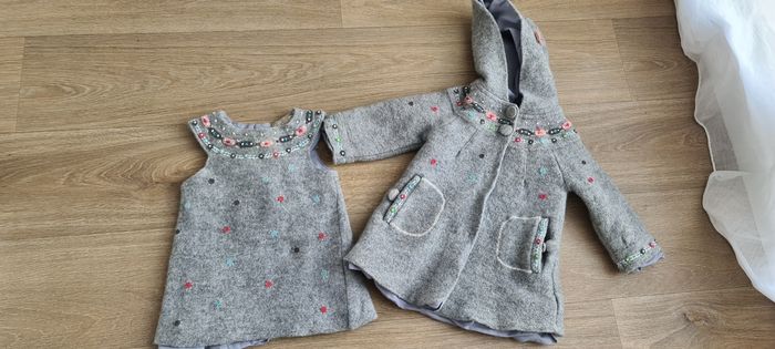 Très jolie ensemble manteau et robe DPAM taille 3 / 6 mois