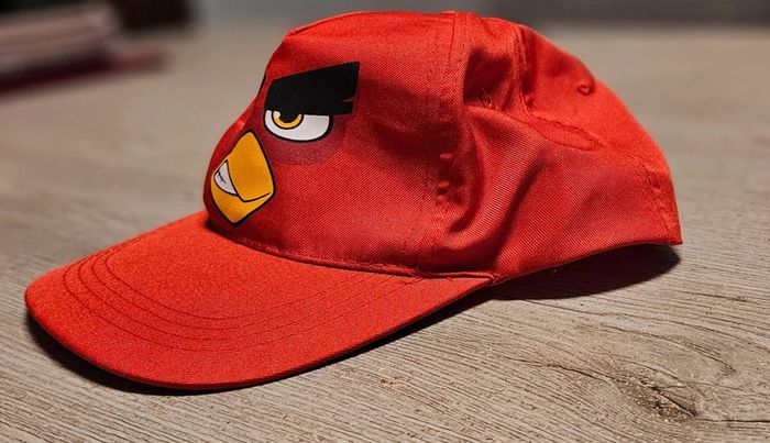 Casquette rouge Angry Birds, neuve mais sans étiquette - photo numéro 2