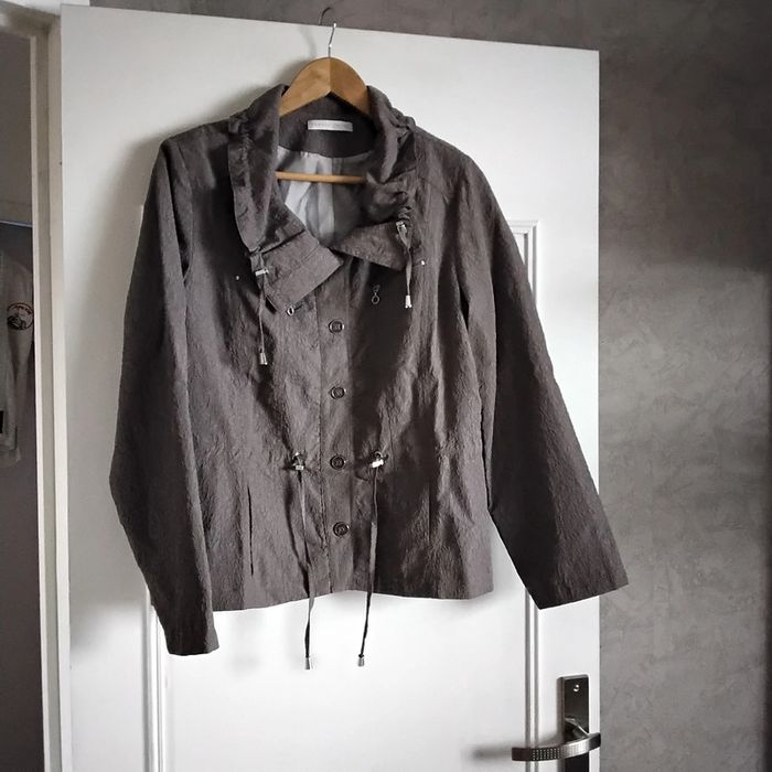 Ensemble tailleur veste +jupe T44Armand Thiery - photo numéro 8