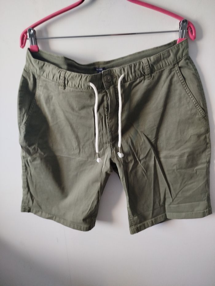 Short Kiabi taille 44