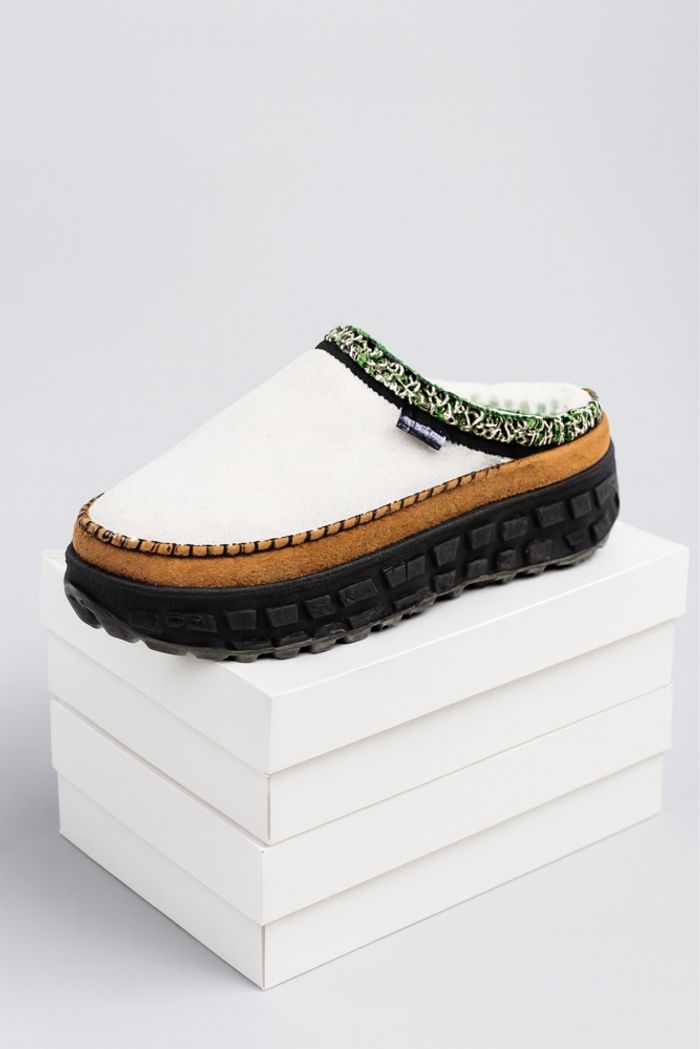 Chaussures sabots 38 - photo numéro 3