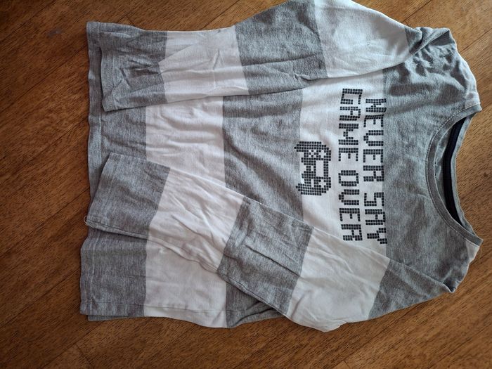 T-shirts  manches longues garçon 8ans