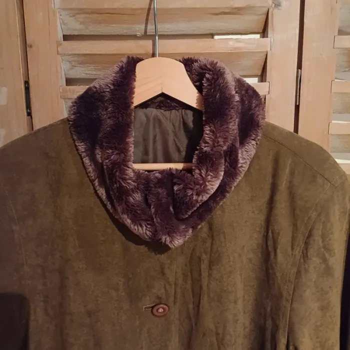 Blouson long hiver couleur vert kaki femme taille 38/40 - photo numéro 3