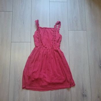 Très jolie robe rose/rouge. Fille 10 ans Marque Tape à l'oeil