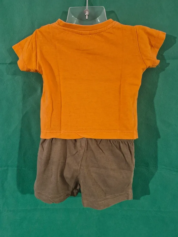 Ensemble bébé “Trio de la jungle” (t-shirt + short) orange kaki 3 mois Sans marque - photo numéro 2