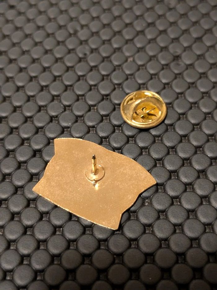 Pin's Football Paris PSG Fc Metz 1992 - photo numéro 2