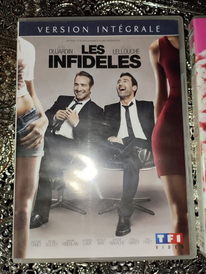 Lot de 2 DVD Dujardin 💖 - photo numéro 2