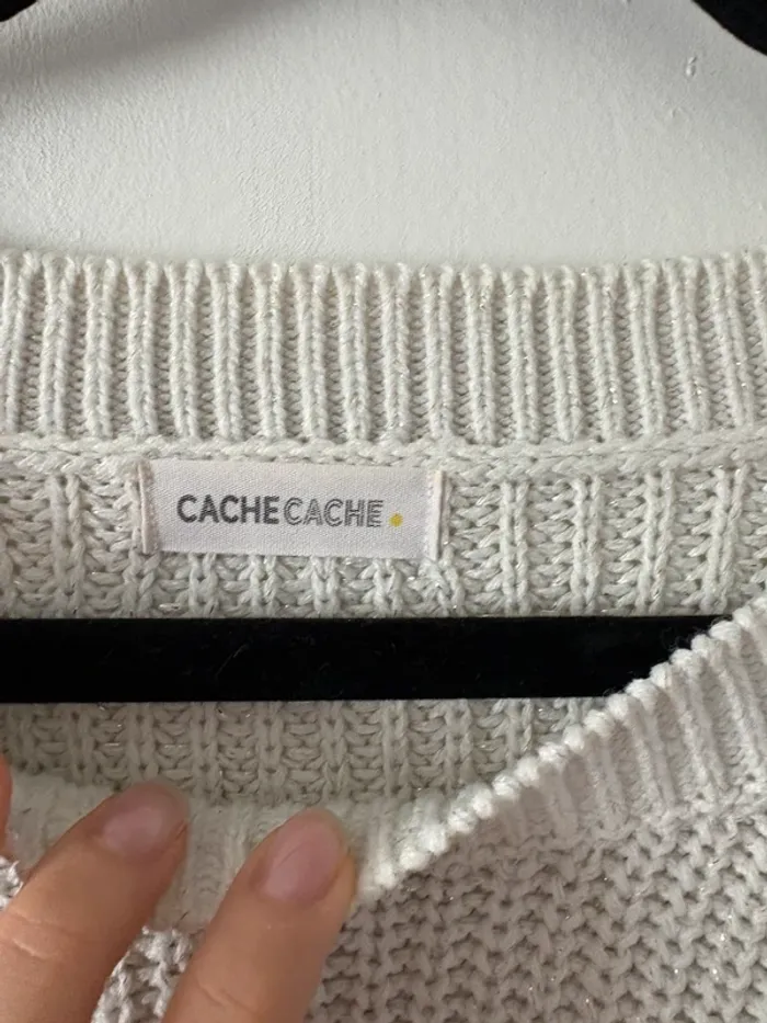 Pull Cache cache - photo numéro 3