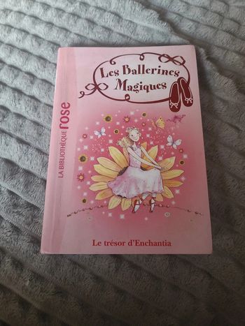 Les ballerines magiques. Le trésor d'enchantia