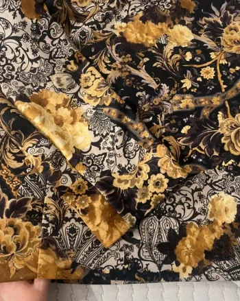 Pull élégant "Mango" or et noir - motif fleurs