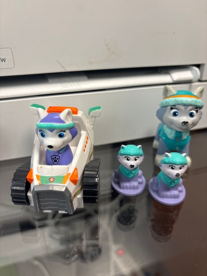 Figurines paw patrol. Tonies Everest