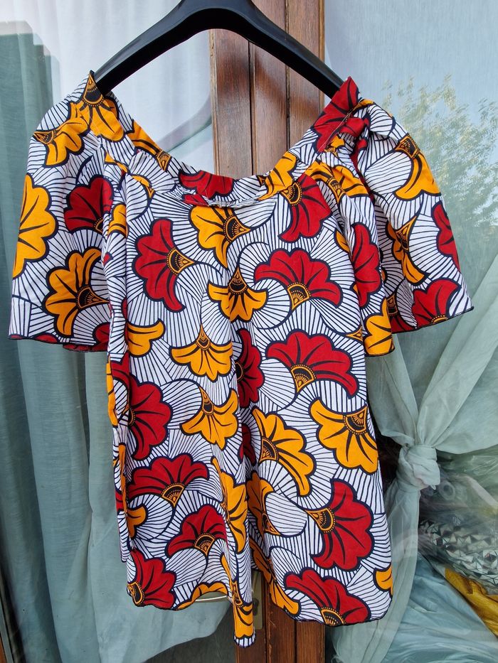 Blouse artisanale en wax Taille 38/40 voir les mesures - photo numéro 4
