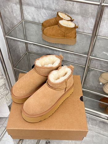 En stock ! Bottes de neige à plateforme KISSY, un modèle porté par les célébrités et les blogueuses