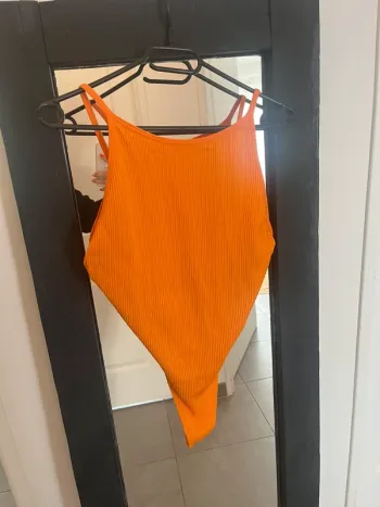Body orange