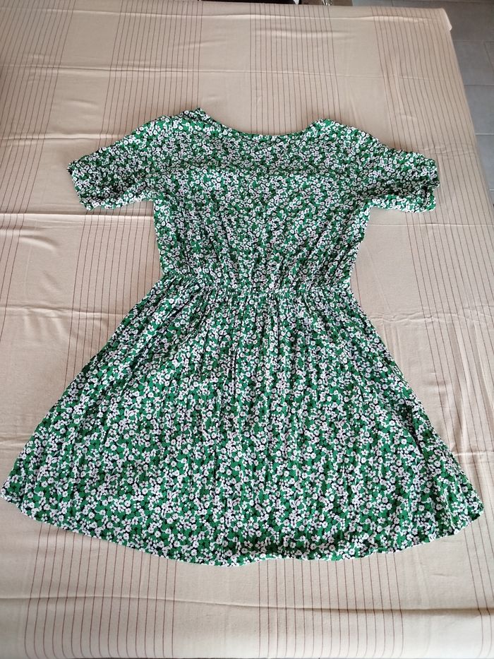 Robe courte Kiabi taille M - photo numéro 3