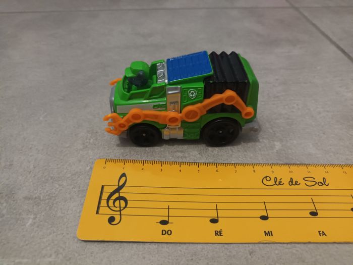 Lot de 2 voitures en métal Pat Patrouille le film - photo numéro 2