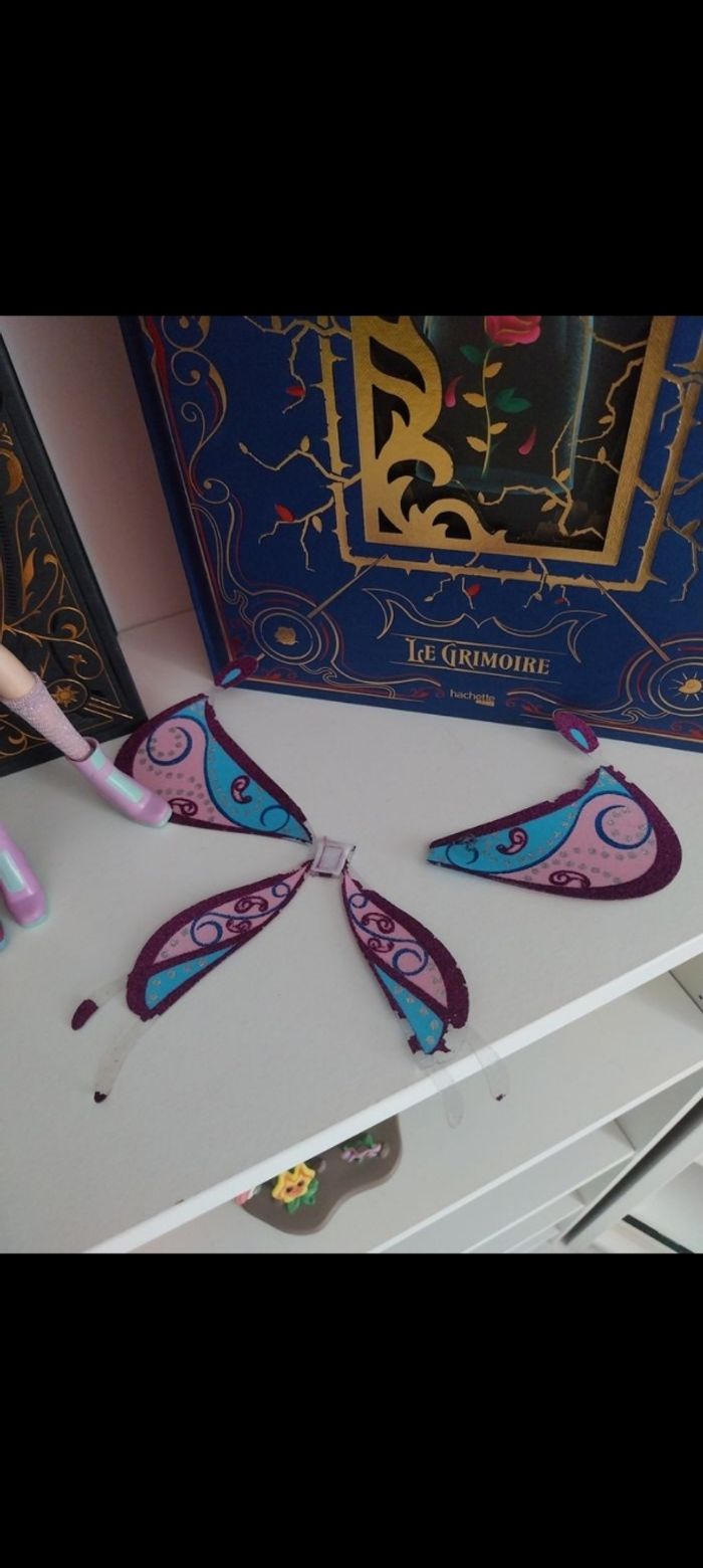 2 Poupées Musa et Tecna Believix Winx Club Smoby saison 4 Fairy of - photo numéro 5