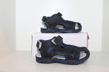 belle sandales nus pieds noire et bleue 25