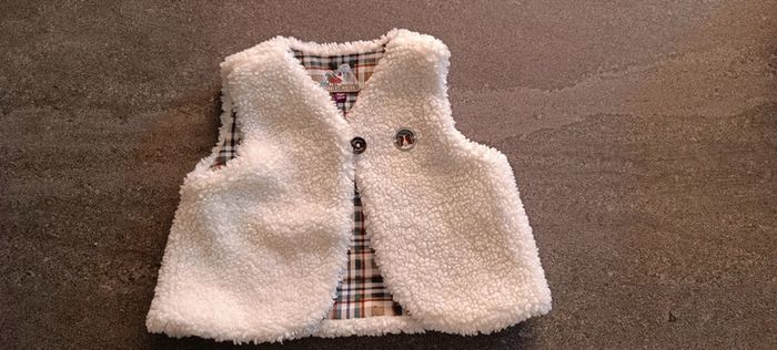 Lot gilets 6 mois - photo numéro 2