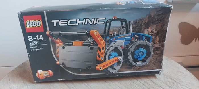 Lego technic bulldozer - photo numéro 2