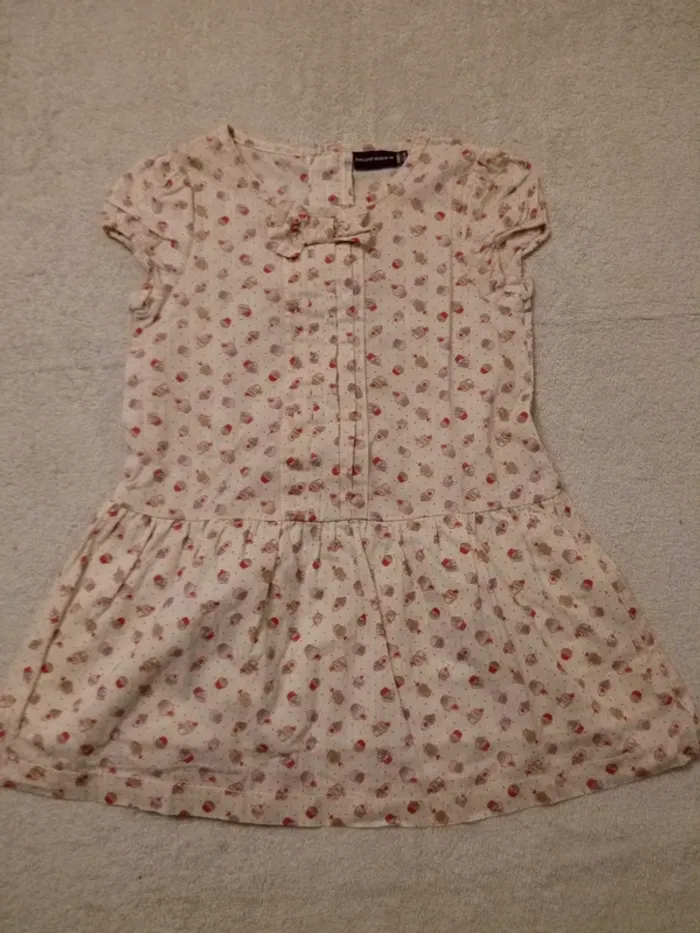 Robe Sergent Major 18-24 mois (réf perso F-G31)(familleac72)