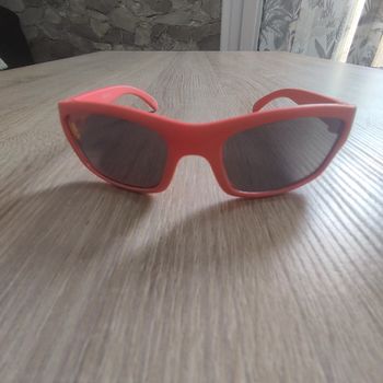 Lunette bebe très bon etat